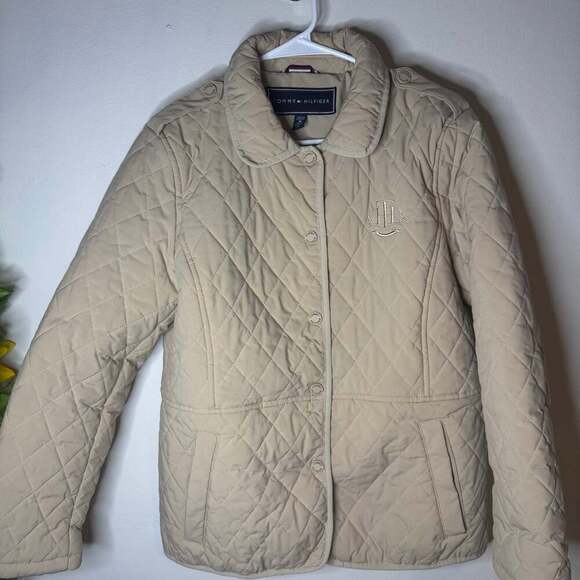 Tommy Hilfiger Jackets & Blazers - Tommy Hilfiger Women's Beige Diamond Quilted Button-Down Barn Jacket with Crest